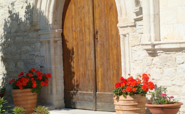 traditional-cypriot-village-house-door