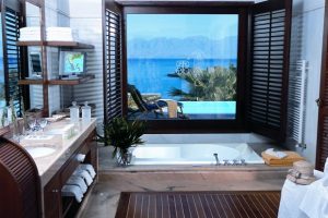 elounda-beach-hotel-villas-bedroom