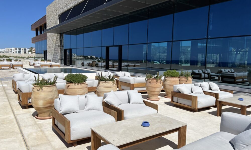 cap-st-georges-outdoor-seating-comfortable